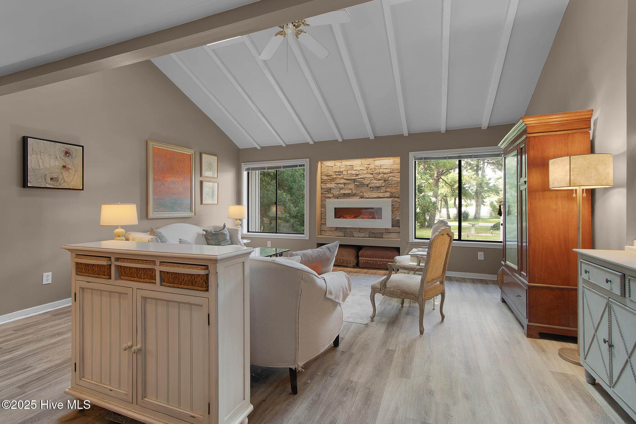 3405 Old Gate Road Morehead City, NC 28557 - Photo 2 of 40 Living Room