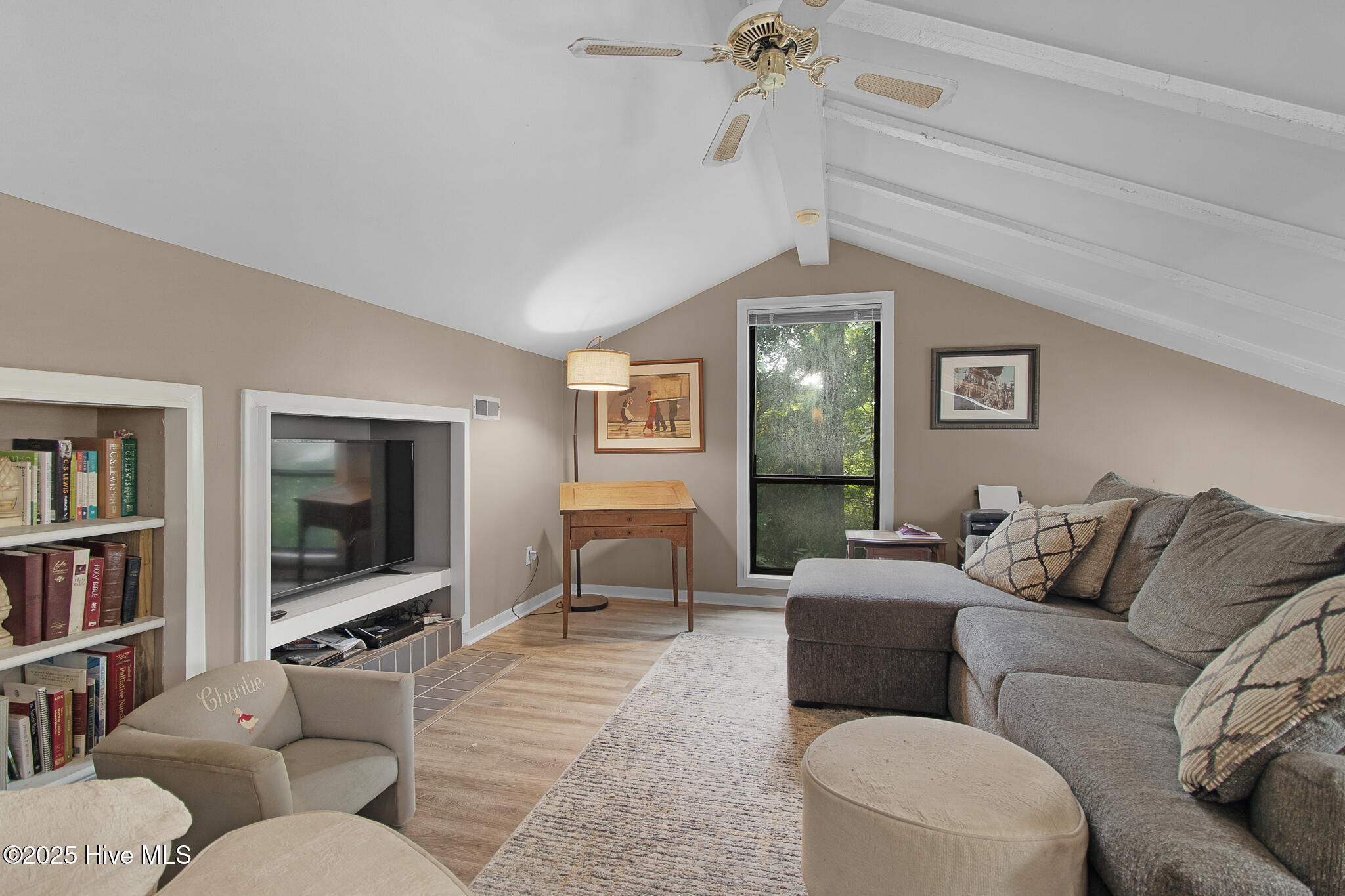 3405 Old Gate Road Morehead City, NC 28557 - Photo 7 of 40 Cozy loft