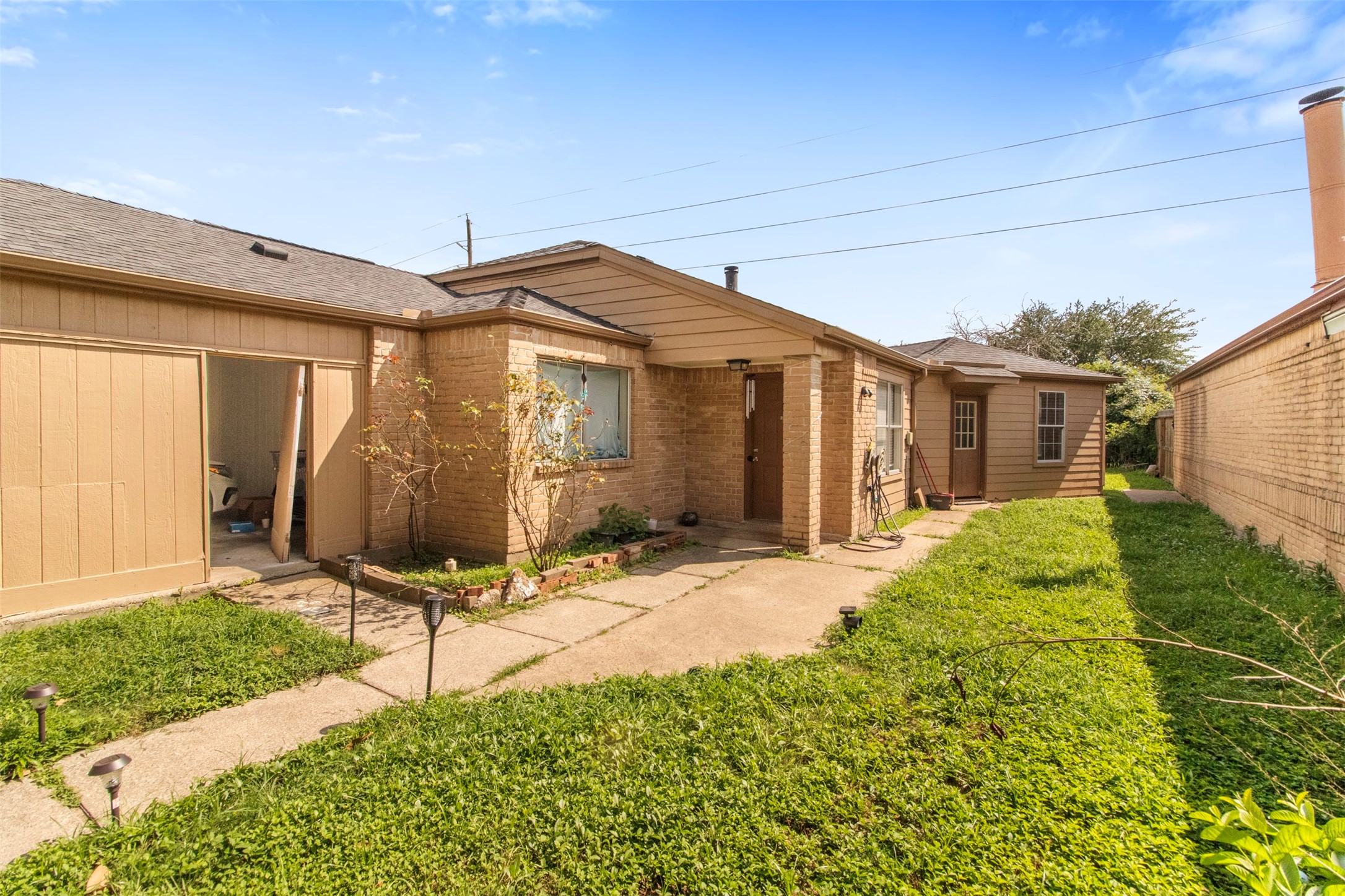 12147 Swords Creek Road Houston, TX 77067 - Photo 23 of 25