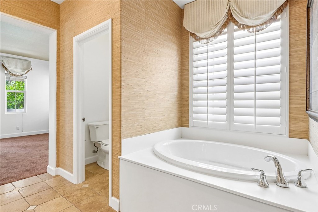 4183 Vía Napoli Montclair, CA 91763 - Photo 20 of 38
