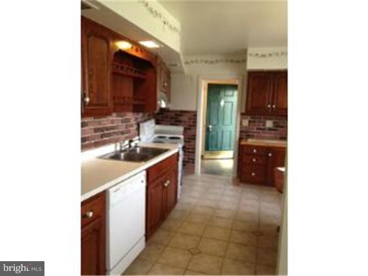 5130 Oley Turnpike Road Reading, PA 19606 - Photo 5 of 19