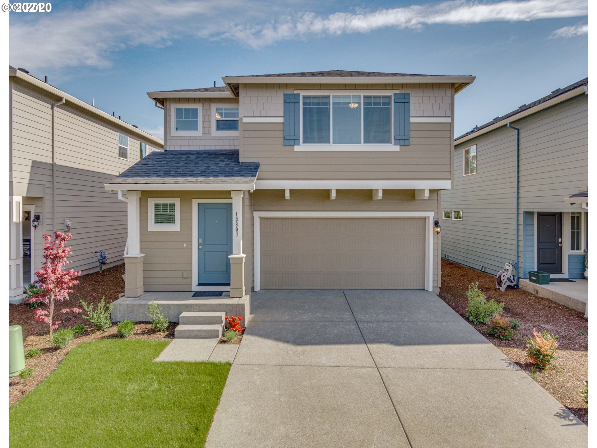 2056 South Meadowlark Dr. Loop Ridgefield, WA 98642 - Photo 1 of 21 Gallery Image 1