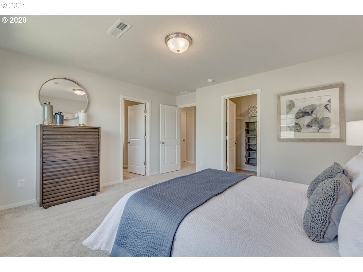 2056 South Meadowlark Dr. Loop Ridgefield, WA 98642 - Photo 4 of 21 Gallery Image 4