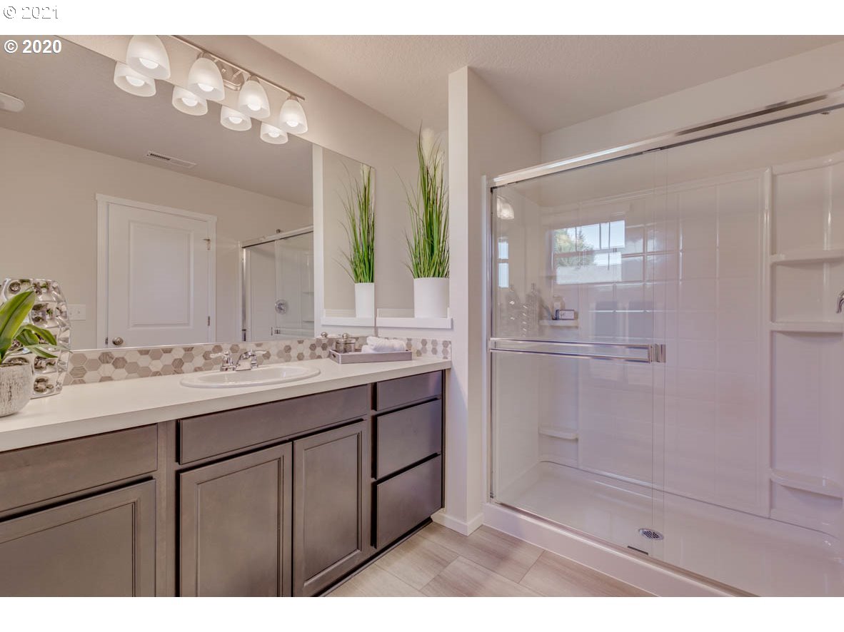 2056 South Meadowlark Dr. Loop Ridgefield, WA 98642 - Photo 6 of 21 Gallery Image 6