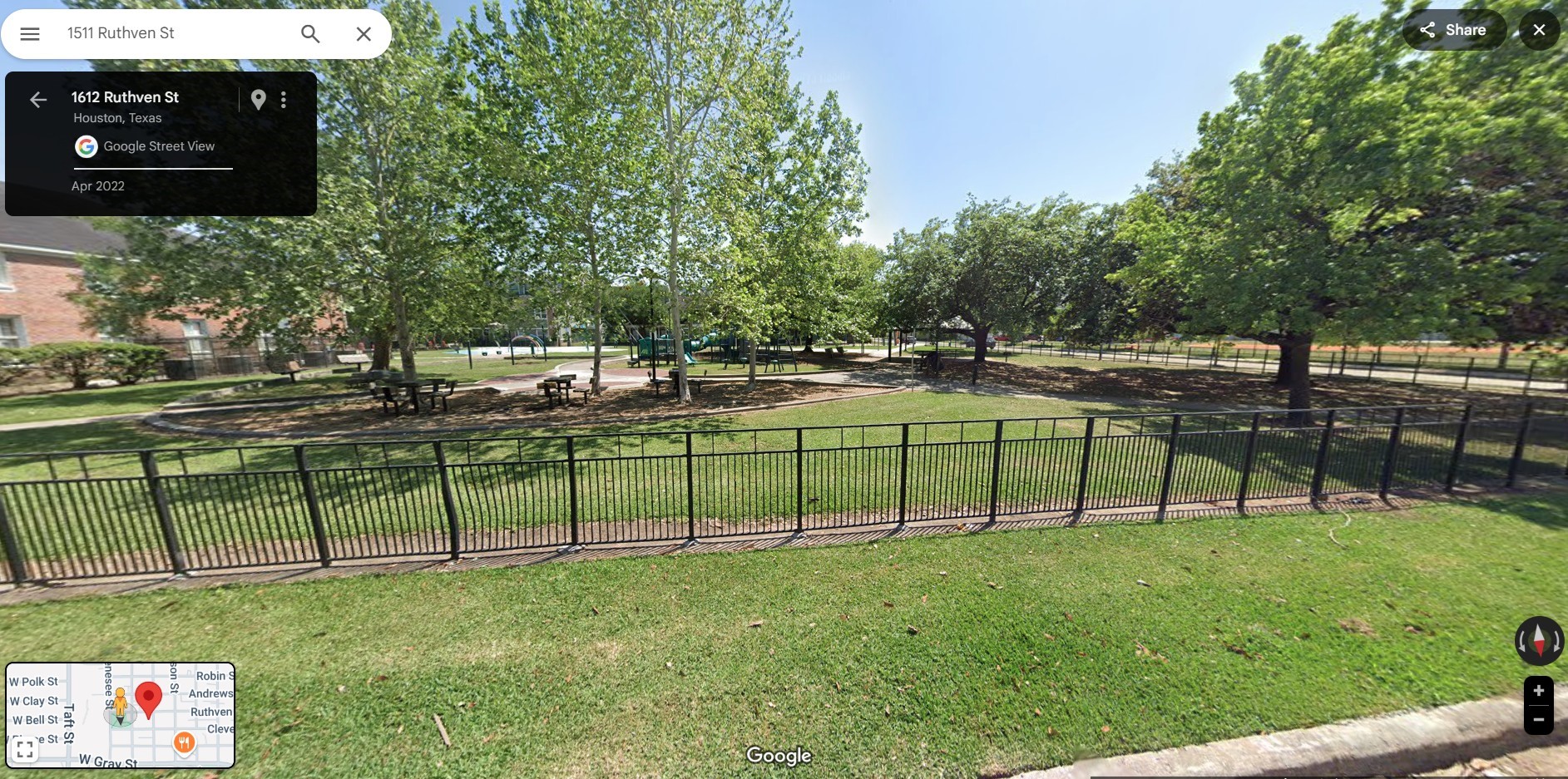 1511 Ruthven Street Houston, TX 77019 - Photo 5 of 5 a view of a park with benches