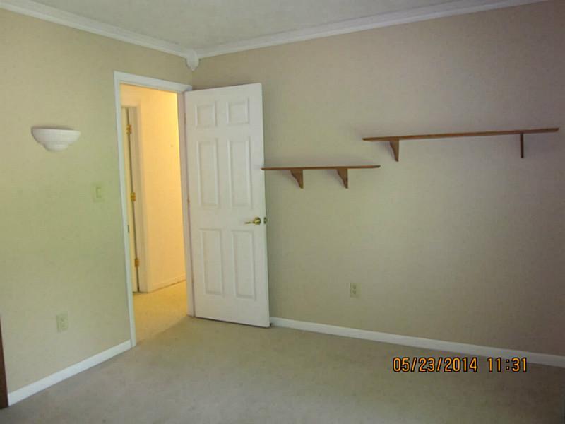 772 Ridgeview Lane Columbus, IN 47201 - Photo 12 of 20 Gallery Image 12