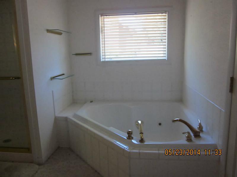 772 Ridgeview Lane Columbus, IN 47201 - Photo 17 of 20 Gallery Image 17
