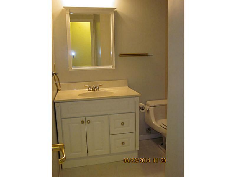 772 Ridgeview Lane Columbus, IN 47201 - Photo 10 of 20 Gallery Image 10