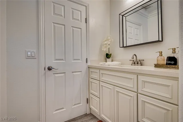 $9,700 | 1321 South 7th Street, Las Vegas, NV 89104