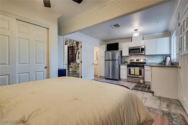 $9,700 | 1321 South 7th Street, Las Vegas, NV 89104