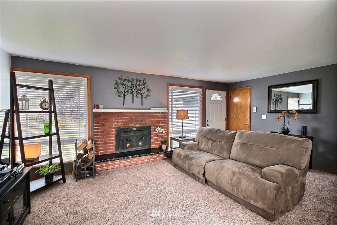 1409 North 26th Street Renton, WA 98056 - Photo 5 of 20 Gallery Image 5