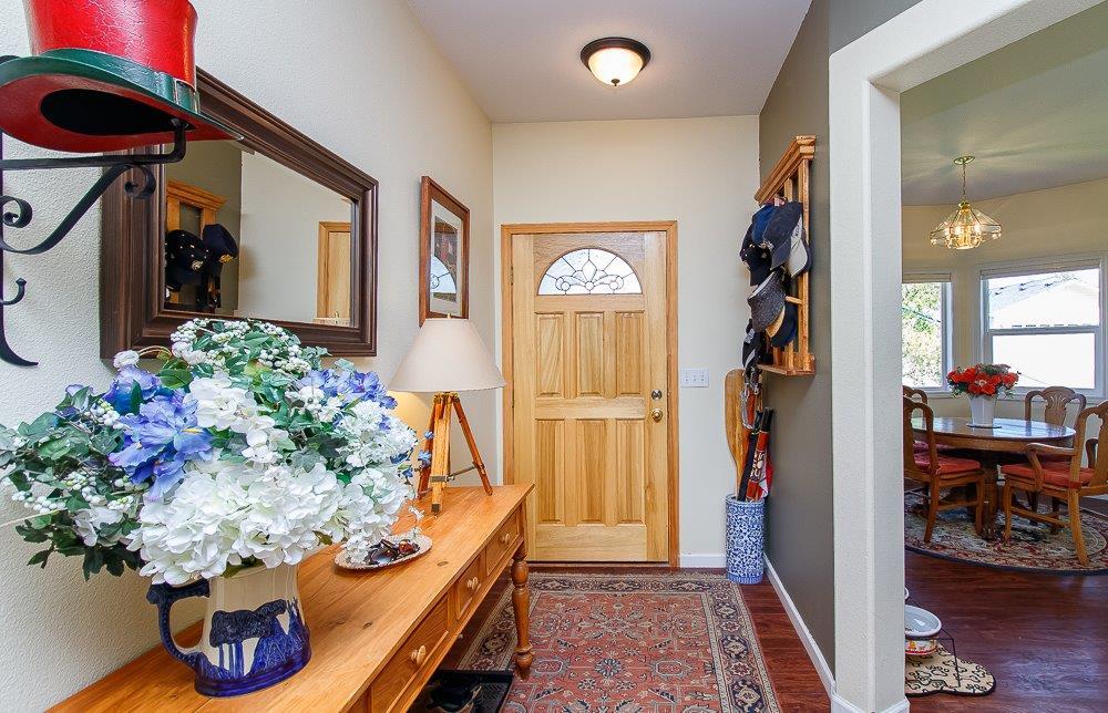 241 Christopher Way Talent, OR 97540 - Photo 3 of 30 Additional Photo