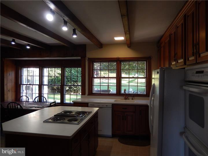 625 Bayard Road Kennett Square, PA 19348 - Photo 10 of 25 Kitchen