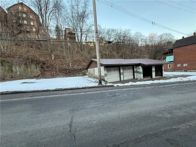 $1,250 | 1405 Electric Avenue, East Pittsburgh, PA 15112