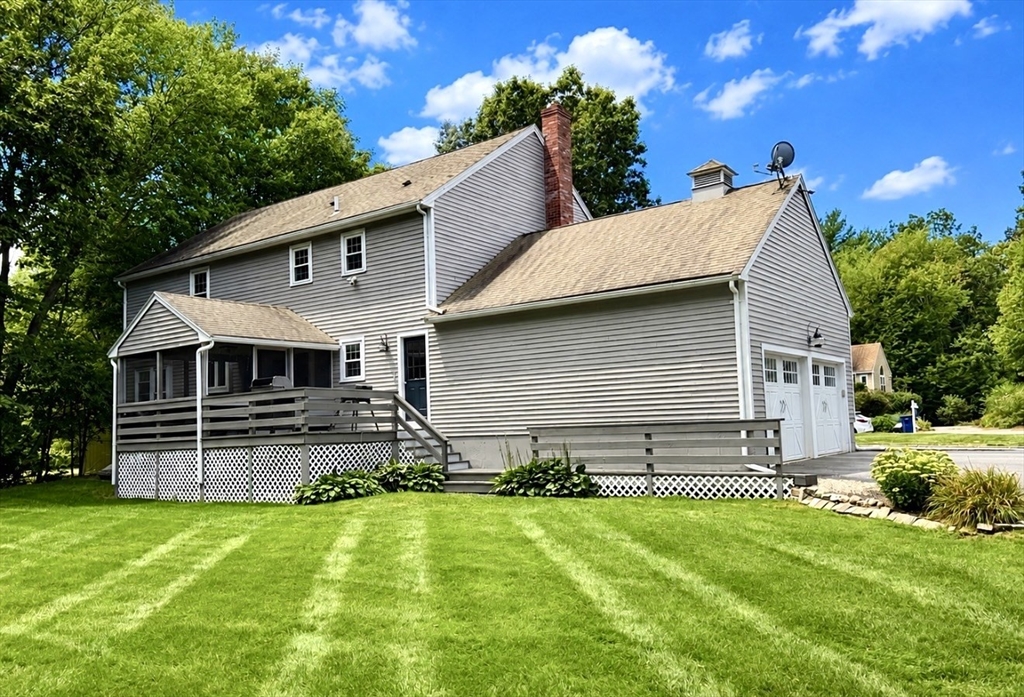 17 Fox Run Road Medway, MA 02053 - Photo 4 of 31 Gallery Image 4