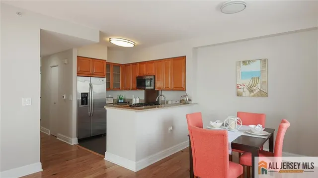 $525,000 | 1 Spring Street, Unit 1102, New Brunswick, NJ 08901