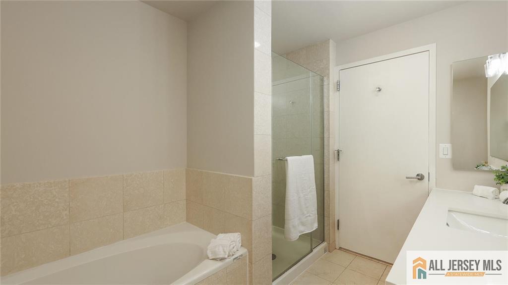 1 Spring Street, Unit 1102 New Brunswick, NJ 08901 - Photo 26 of 43