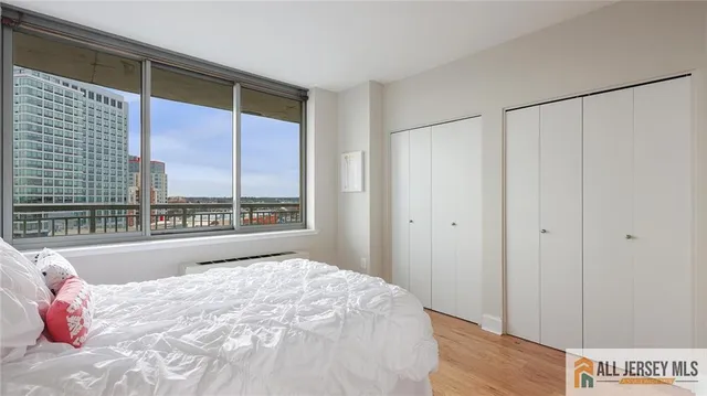 $525,000 | 1 Spring Street, Unit 1102, New Brunswick, NJ 08901