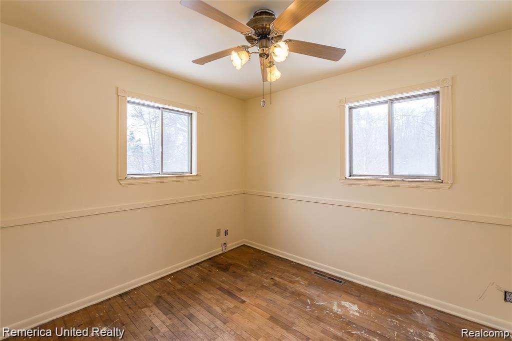 6367 North Seymour Road Flushing, MI 48433 - Photo 31 of 42