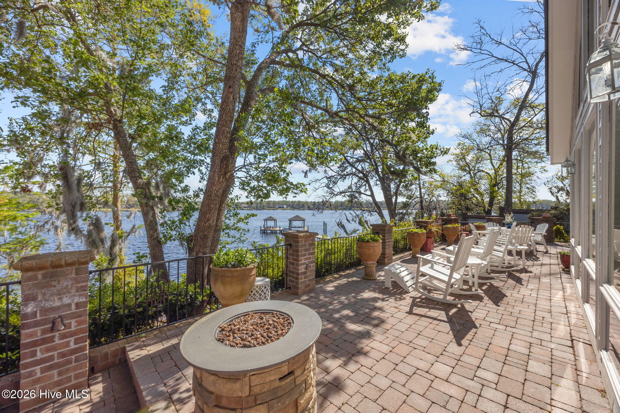 211 Wilson Point Road Trent Woods, NC 28562 - Photo 13 of 88 11-web-or-mls-0C0A8332