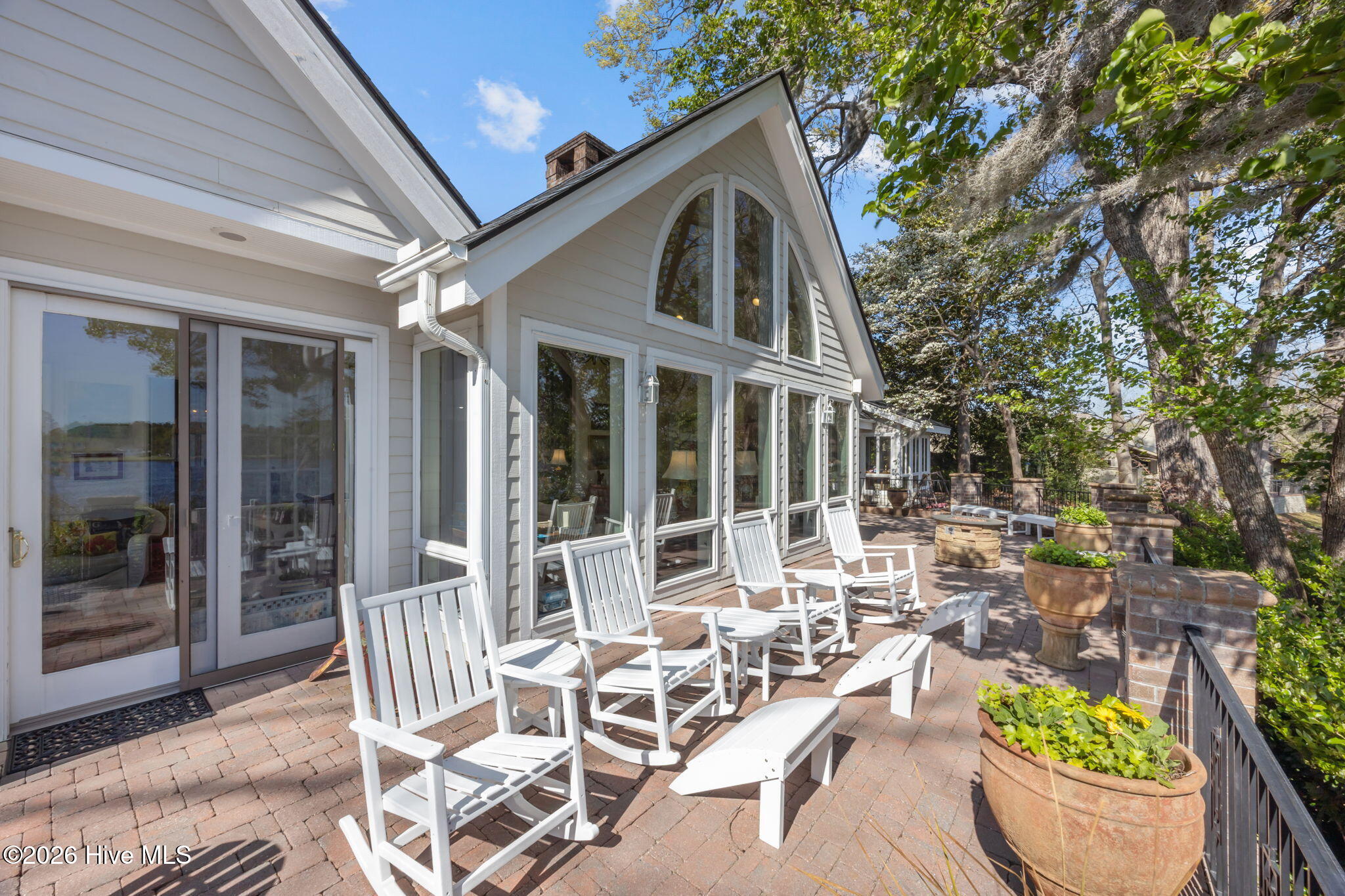 211 Wilson Point Road Trent Woods, NC 28562 - Photo 15 of 88 10-web-or-mls-0C0A8331