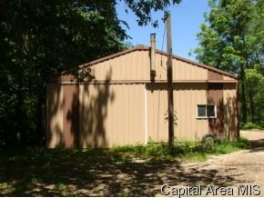2490 Loami Road Jacksonville, IL 62650 - Photo 5 of 10