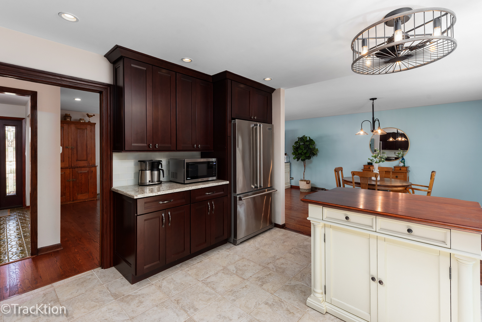 724 Ridge Road Lemont, IL 60439 - Photo 13 of 29