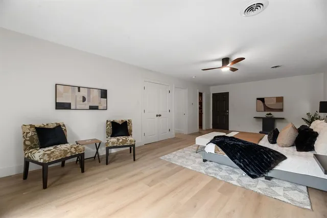 $3,900 | 3579 Dryden Road, Fort Worth, TX 76109