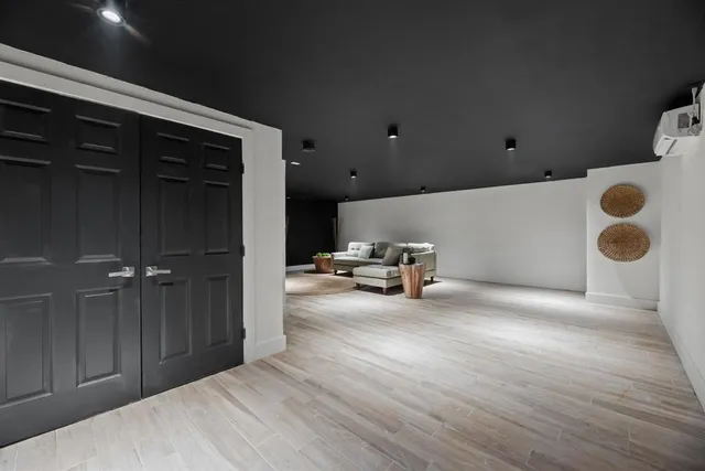 $3,900 | 3579 Dryden Road, Fort Worth, TX 76109