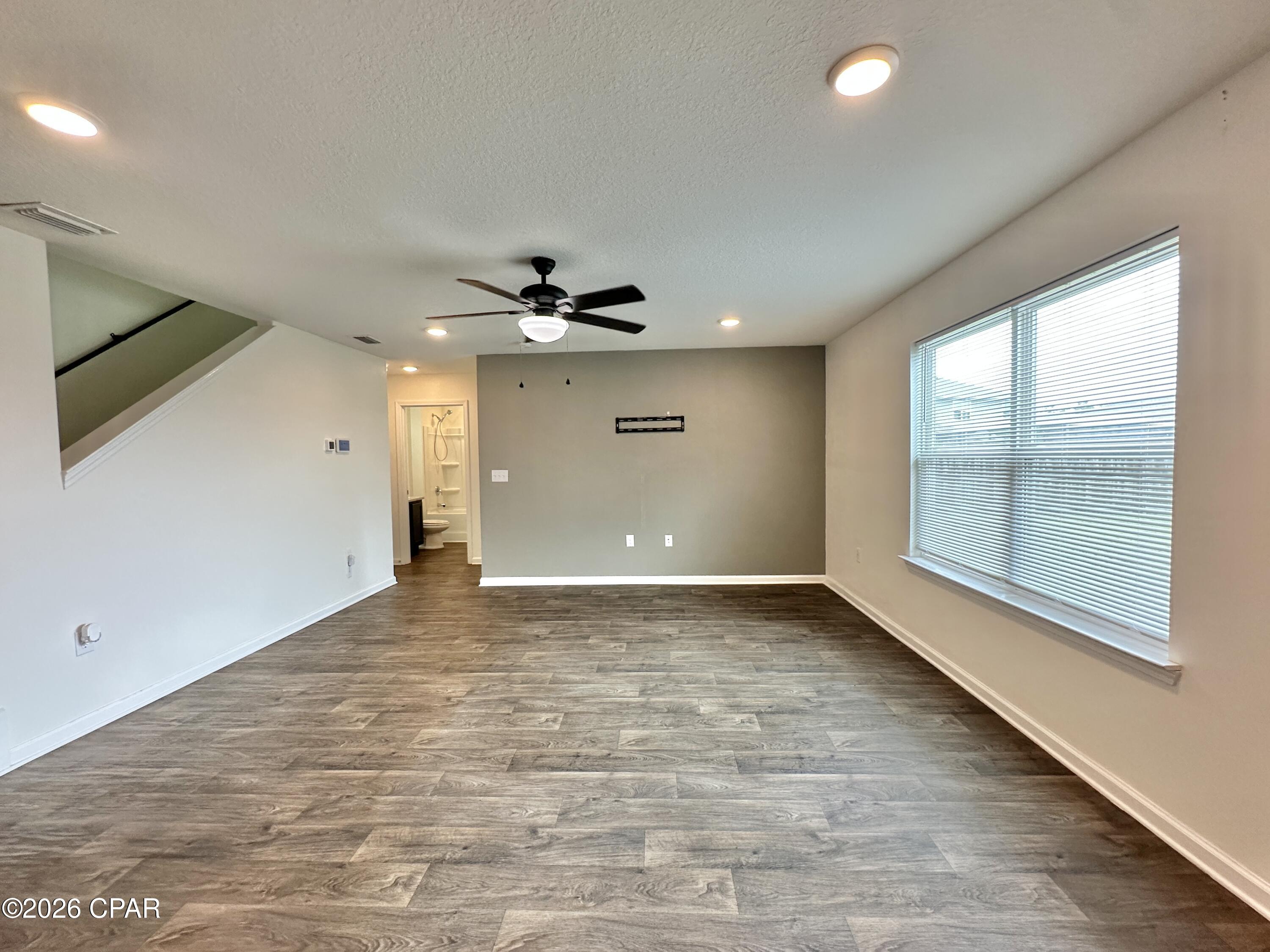 109 Merrion Road Southport, FL 32409 - Photo 10 of 38