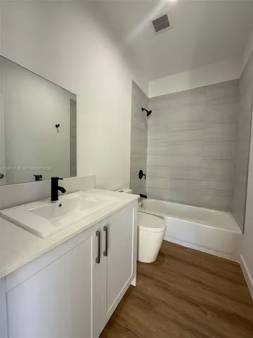 $2,900 | 412 Southwest 1st Street, Unit 412, Florida City, FL 33034