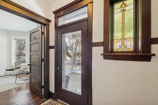 $799,900 | 1122 South Oak Park Avenue, Oak Park, IL 60304