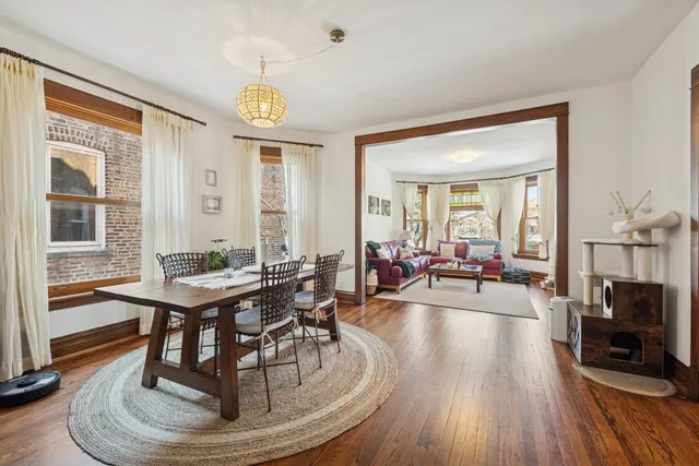 $799,900 | 1122 South Oak Park Avenue, Oak Park, IL 60304