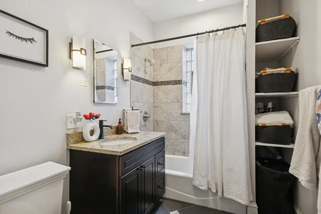 $799,900 | 1122 South Oak Park Avenue, Oak Park, IL 60304