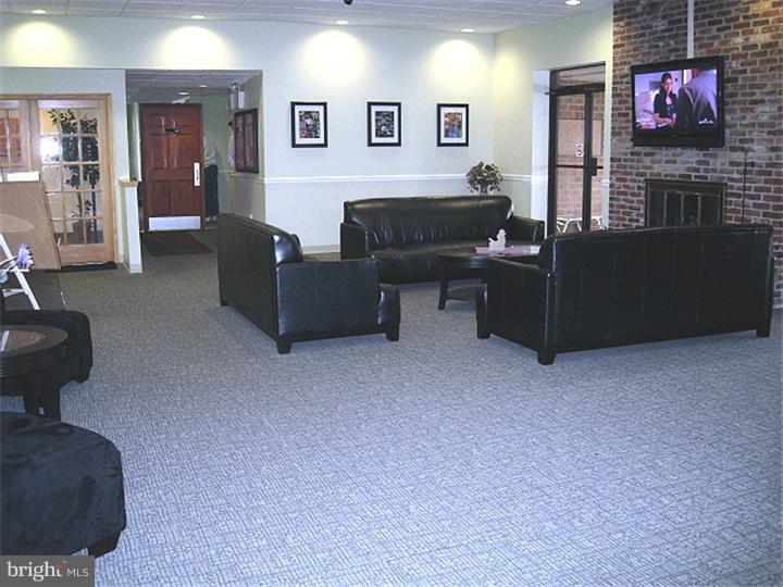 49202 Delaire Landing Road, Unit 202 Philadelphia, PA 19114 - Photo 13 of 25 Lobby