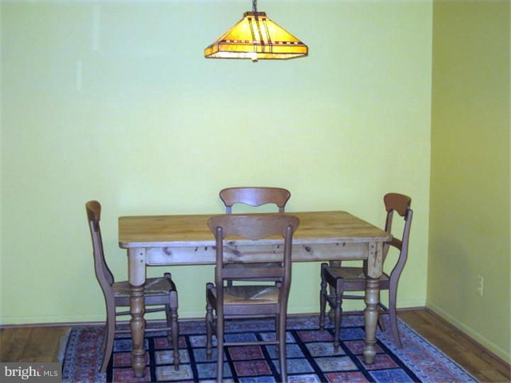 49202 Delaire Landing Road, Unit 202 Philadelphia, PA 19114 - Photo 3 of 25 Dining Room