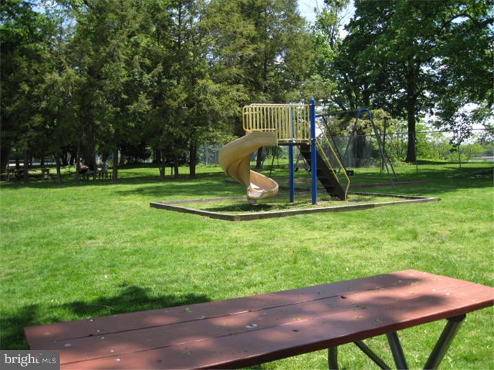 49202 Delaire Landing Road, Unit 202 Philadelphia, PA 19114 - Photo 22 of 25 View