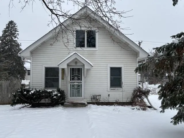 $389,900 | 3562 Northeast Stinson Boulevard, Minneapolis, MN 55418