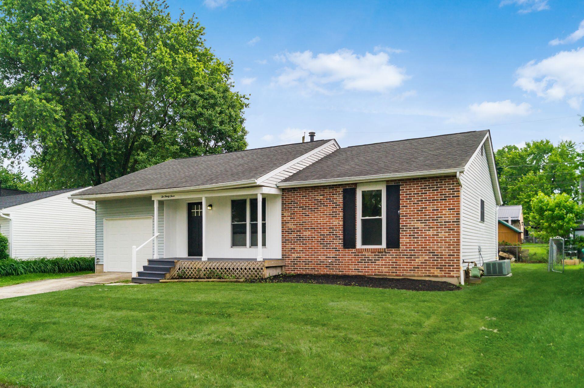 233 Fairway Road Delaware, OH 43015 - Photo 3 of 29 003_3a3fe9d4_M 233 Fairway003