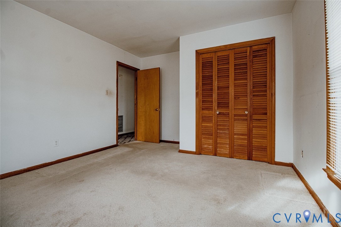 6710 Heritage Road Prince George, VA 23875 - Photo 21 of 27 an empty room with windows