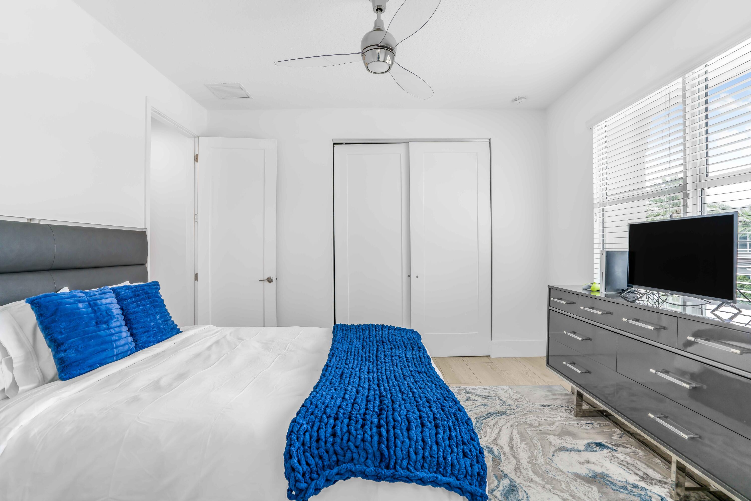 15405 Blue River Road Delray Beach, FL 33446 - Photo 35 of 58 EN-SUITE BEDROOM