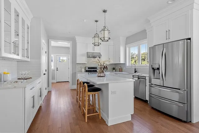 $945,000 | 5 Conifer Circle, Unit 28, Shrewsbury, MA 01545