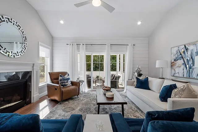 $945,000 | 5 Conifer Circle, Unit 28, Shrewsbury, MA 01545