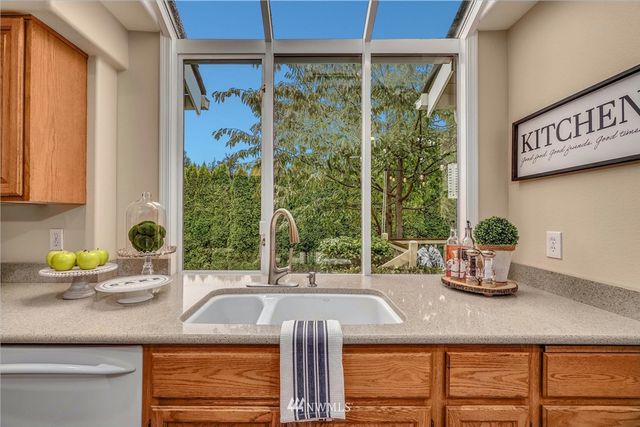 $1,525,000 | 15411 93rd Place Northeast, Bothell, WA 98011