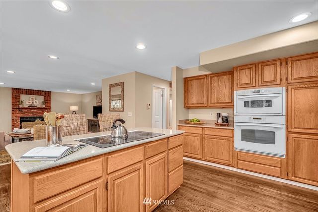 $1,525,000 | 15411 93rd Place Northeast, Bothell, WA 98011
