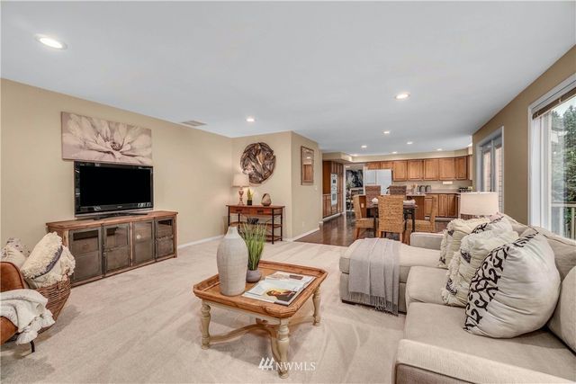 $1,525,000 | 15411 93rd Place Northeast, Bothell, WA 98011