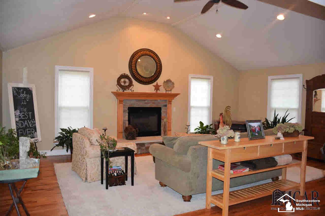 2010 Lakeside Road Erie, MI 48133 - Photo 13 of 40 Cathedral Ceiling In FR