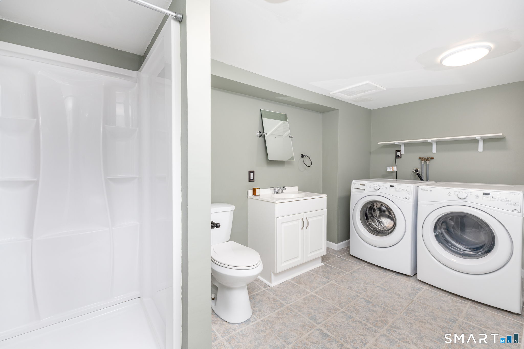 5 Dalewood Road Newington, CT 06111 - Photo 25 of 38