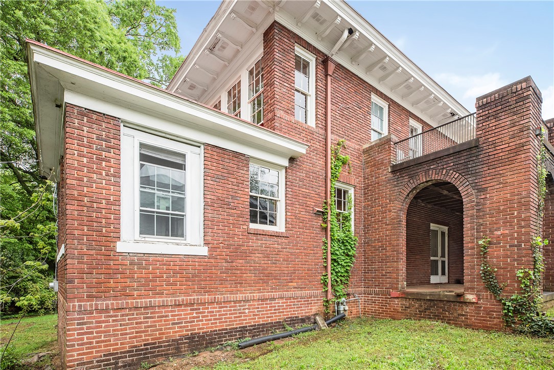 905 West Market Street, Unit ANDERSON Anderson, SC 29624 - Photo 31 of 35