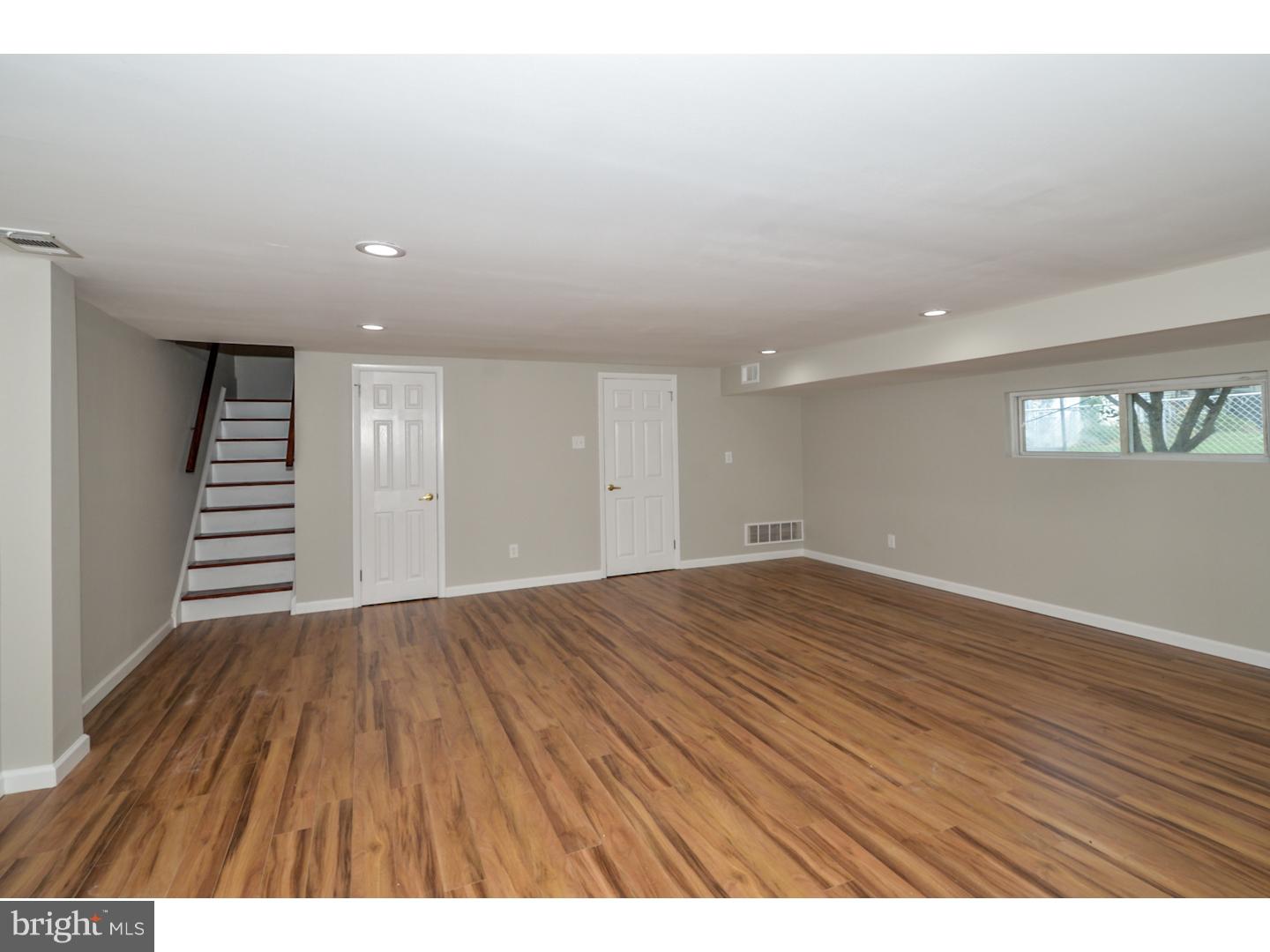 3900 Fairdale Road, Unit A Philadelphia, PA 19154 - Photo 12 of 18 Family Room